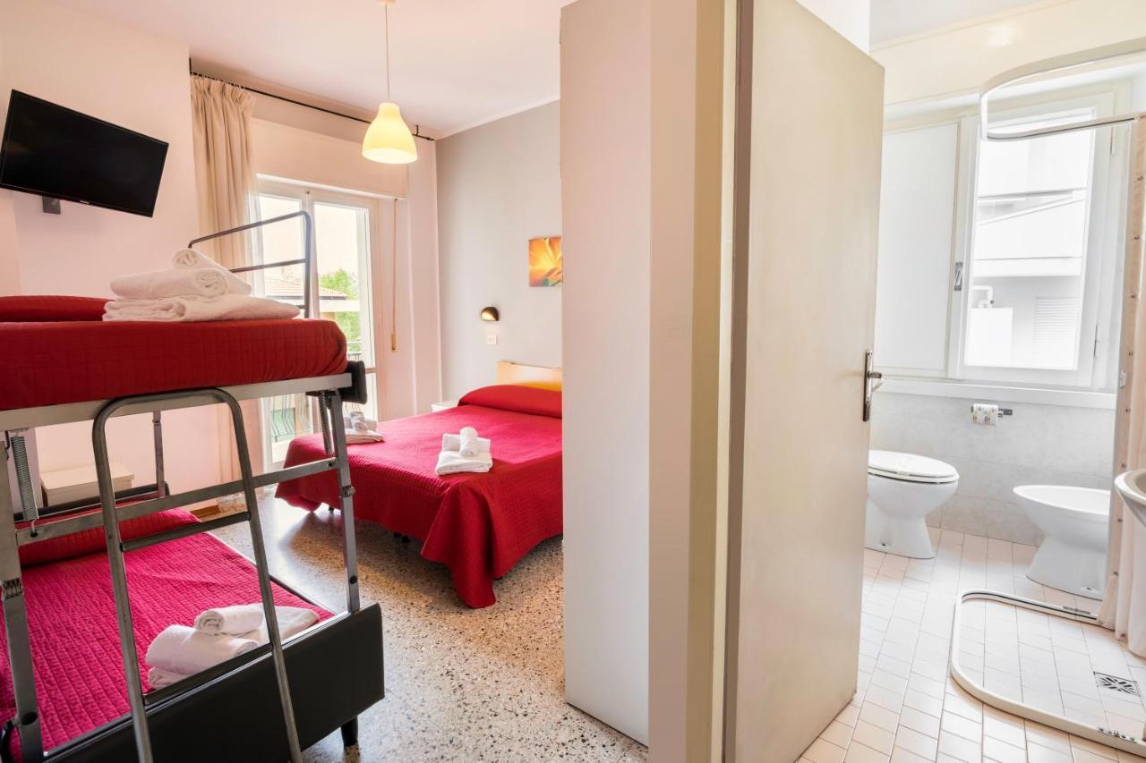 Hotel Ausonia B&B Rimini Exteriér fotografie